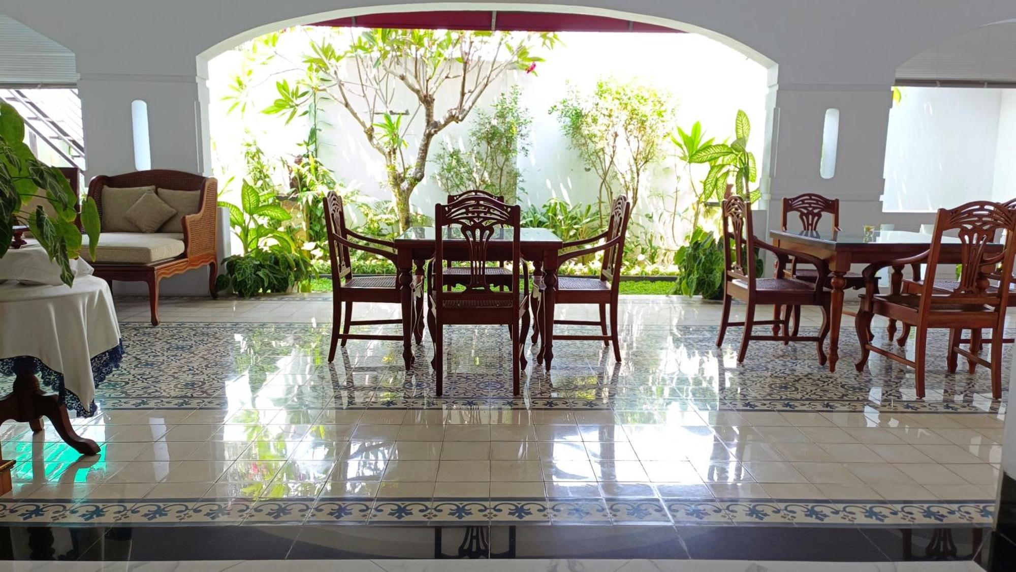 Griya Asih Hotel Jogjacarta Exterior foto